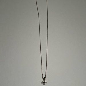 American Eagle eye short necklace